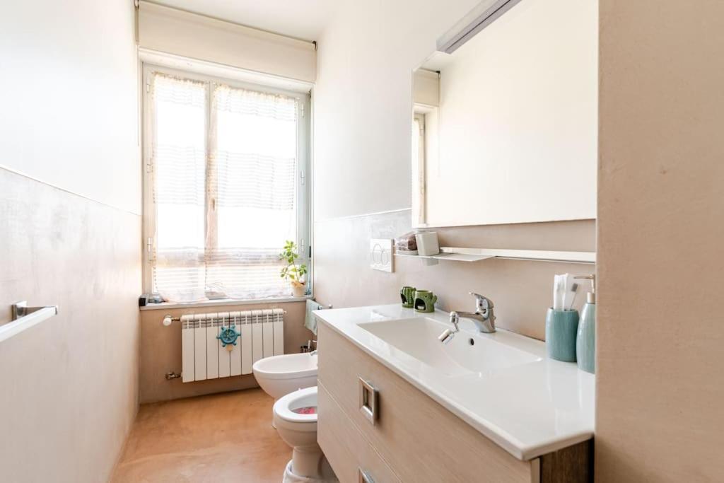 Amiro Casa Sea View Torre Apartment Genoa Exterior photo